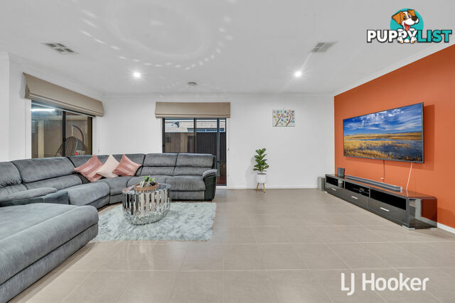 53 Datura Avenue CRANBOURNE NORTH VIC 3977