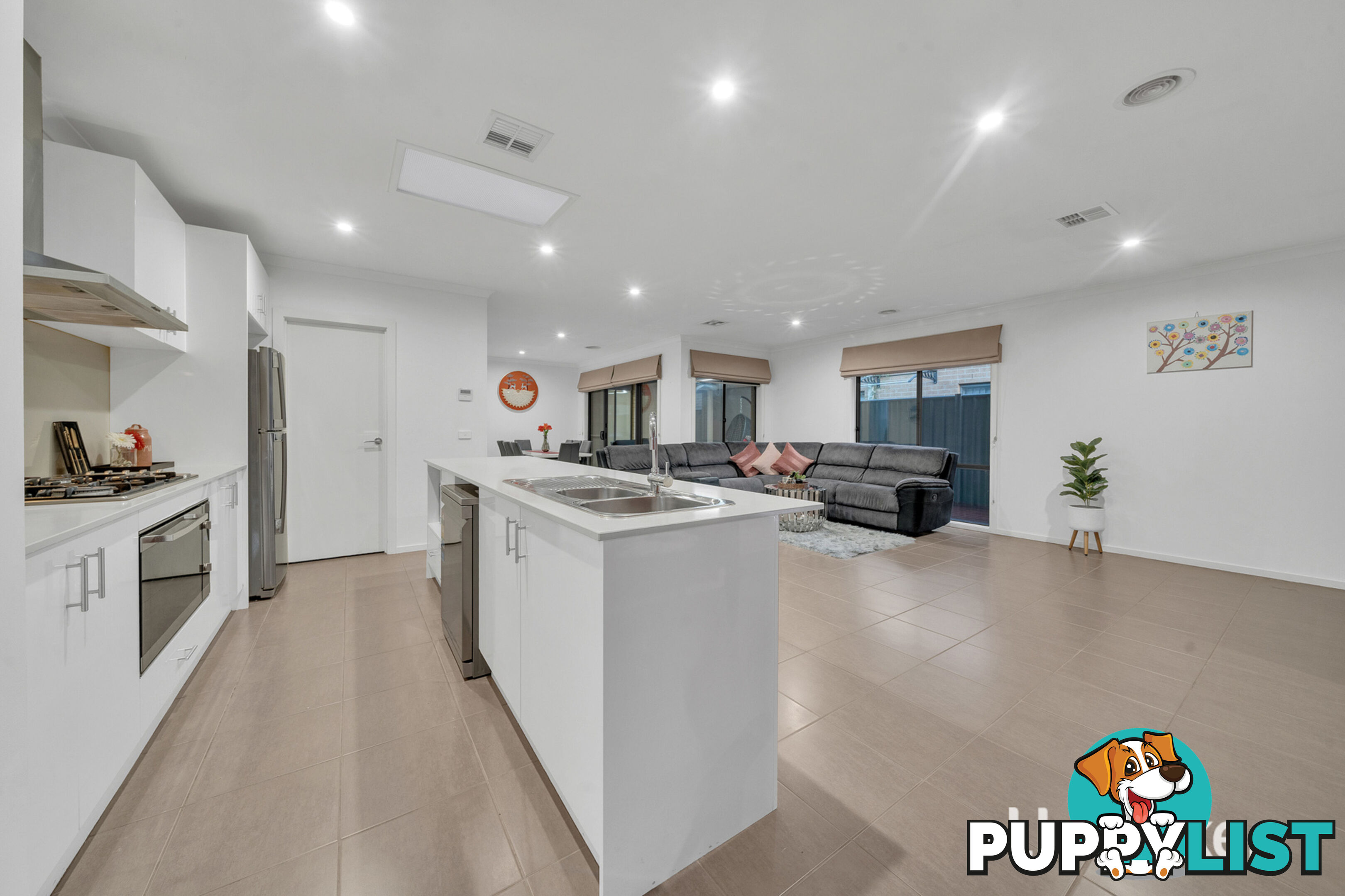 53 Datura Avenue CRANBOURNE NORTH VIC 3977