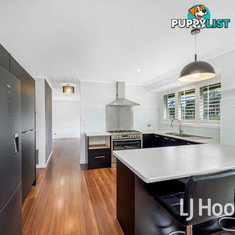 40 Gardenia Street PAKENHAM VIC 3810