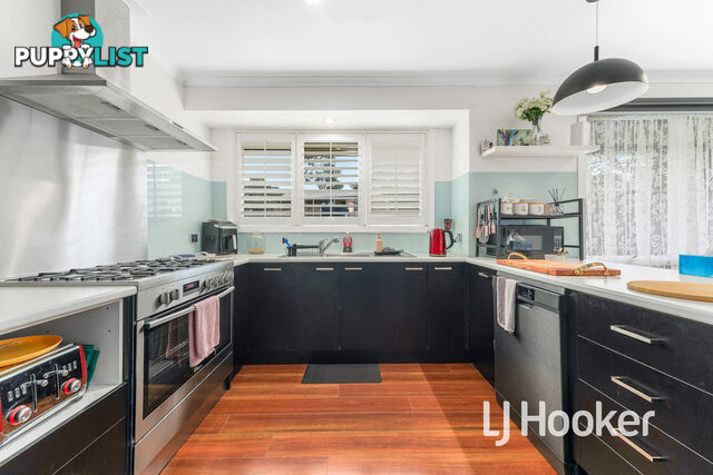40 Gardenia Street PAKENHAM VIC 3810