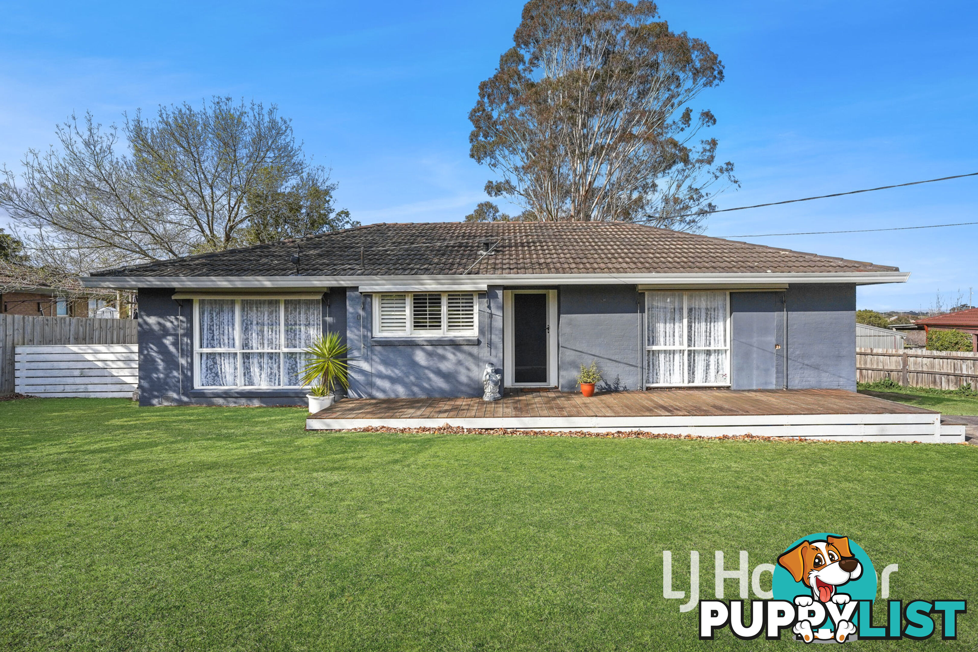40 Gardenia Street PAKENHAM VIC 3810