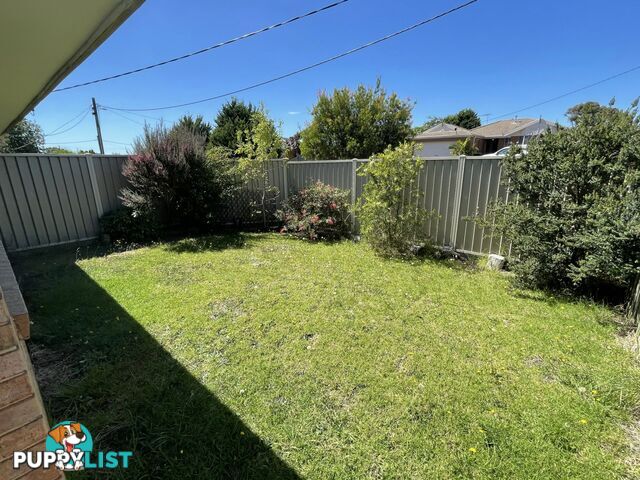 1/5 Maureen Close CRANBOURNE WEST VIC 3977