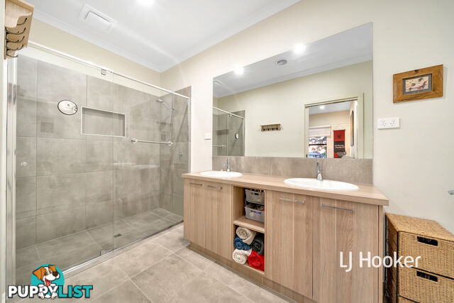 54 Snead Boulevard CRANBOURNE VIC 3977