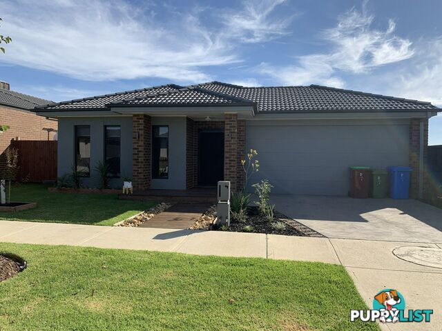 4 Caxton Close CLYDE VIC 3978