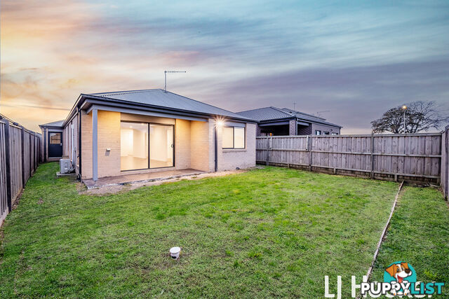 5 Redding Street CRANBOURNE EAST VIC 3977