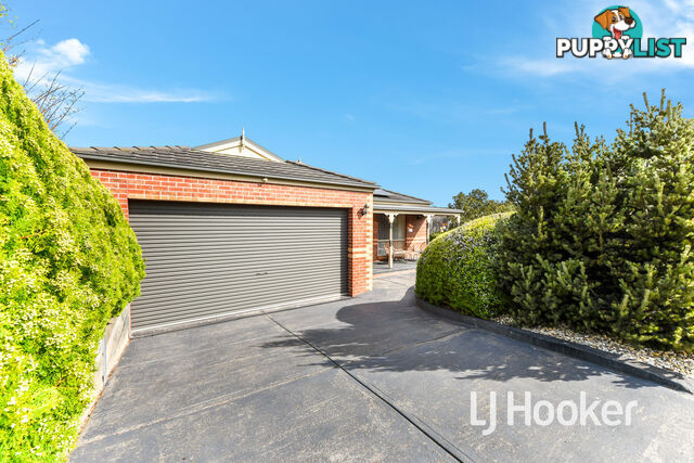 8 Rachael Court PAKENHAM VIC 3810