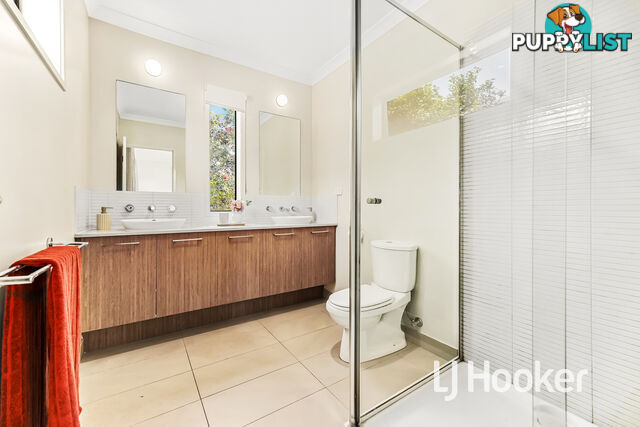 18 Flowerbloom Crescent CLYDE NORTH VIC 3978