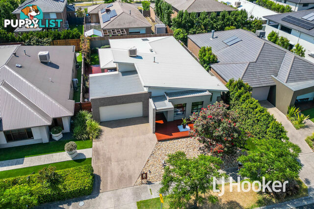 18 Flowerbloom Crescent CLYDE NORTH VIC 3978