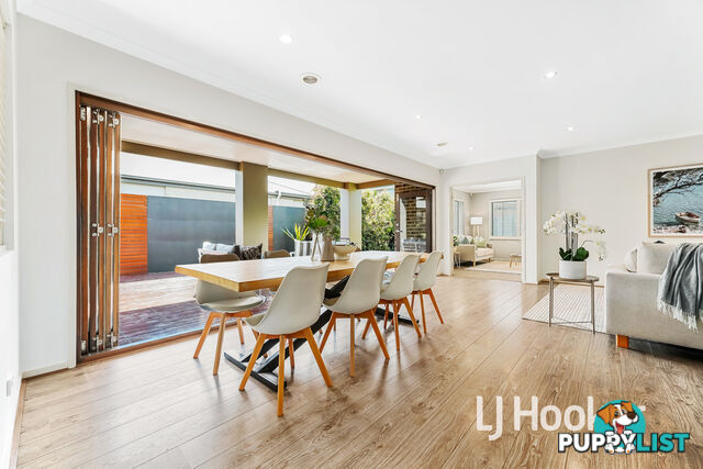 18 Flowerbloom Crescent CLYDE NORTH VIC 3978