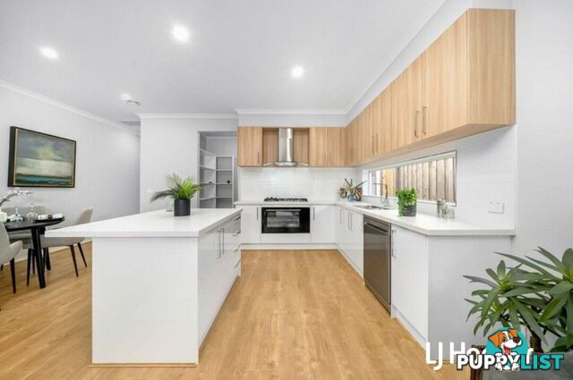 11 Darwinia Avenue CLYDE VIC 3978