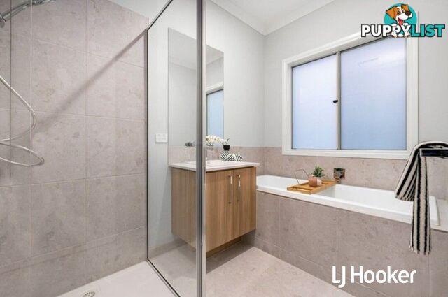 11 Darwinia Avenue CLYDE VIC 3978
