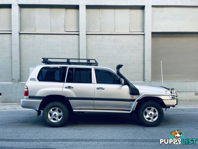 2004 TOYOTA LANDCRUISER GXL (4x4) 5 SP MANUAL 4D WAGON HDJ100R