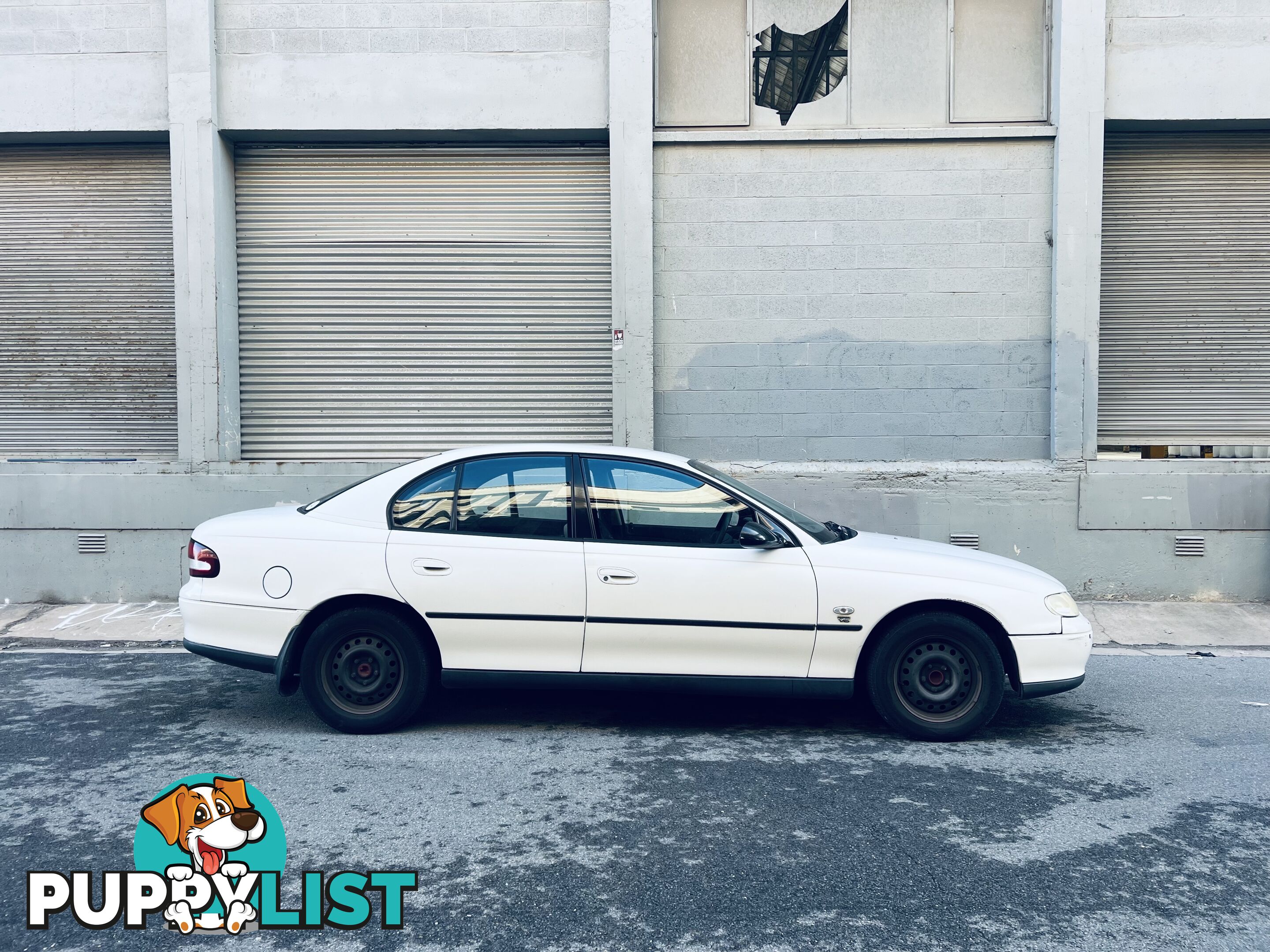 2000 Holden Commodore VT Sedan 4 Speed Automatic
