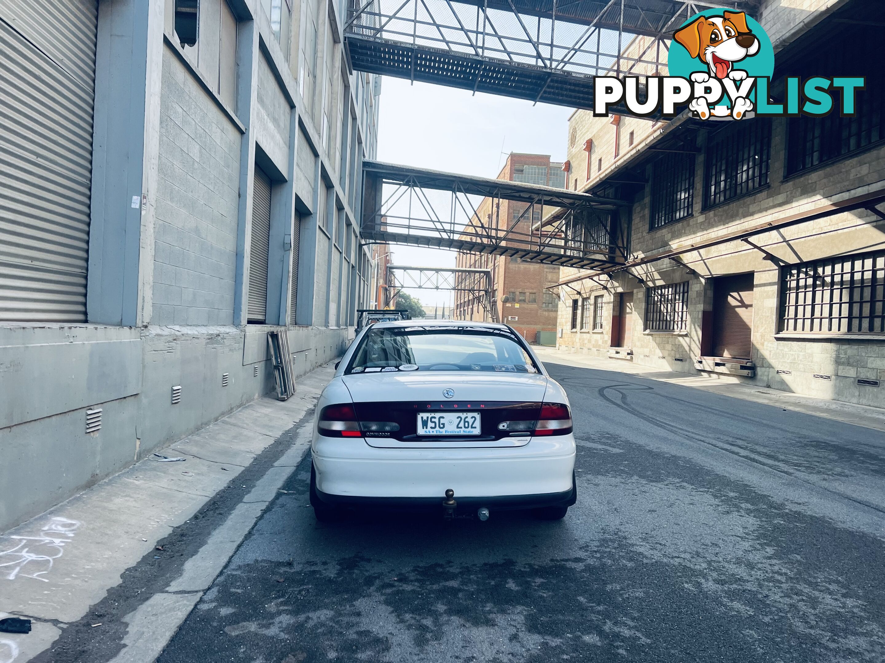 2000 Holden Commodore VT Sedan 4 Speed Automatic