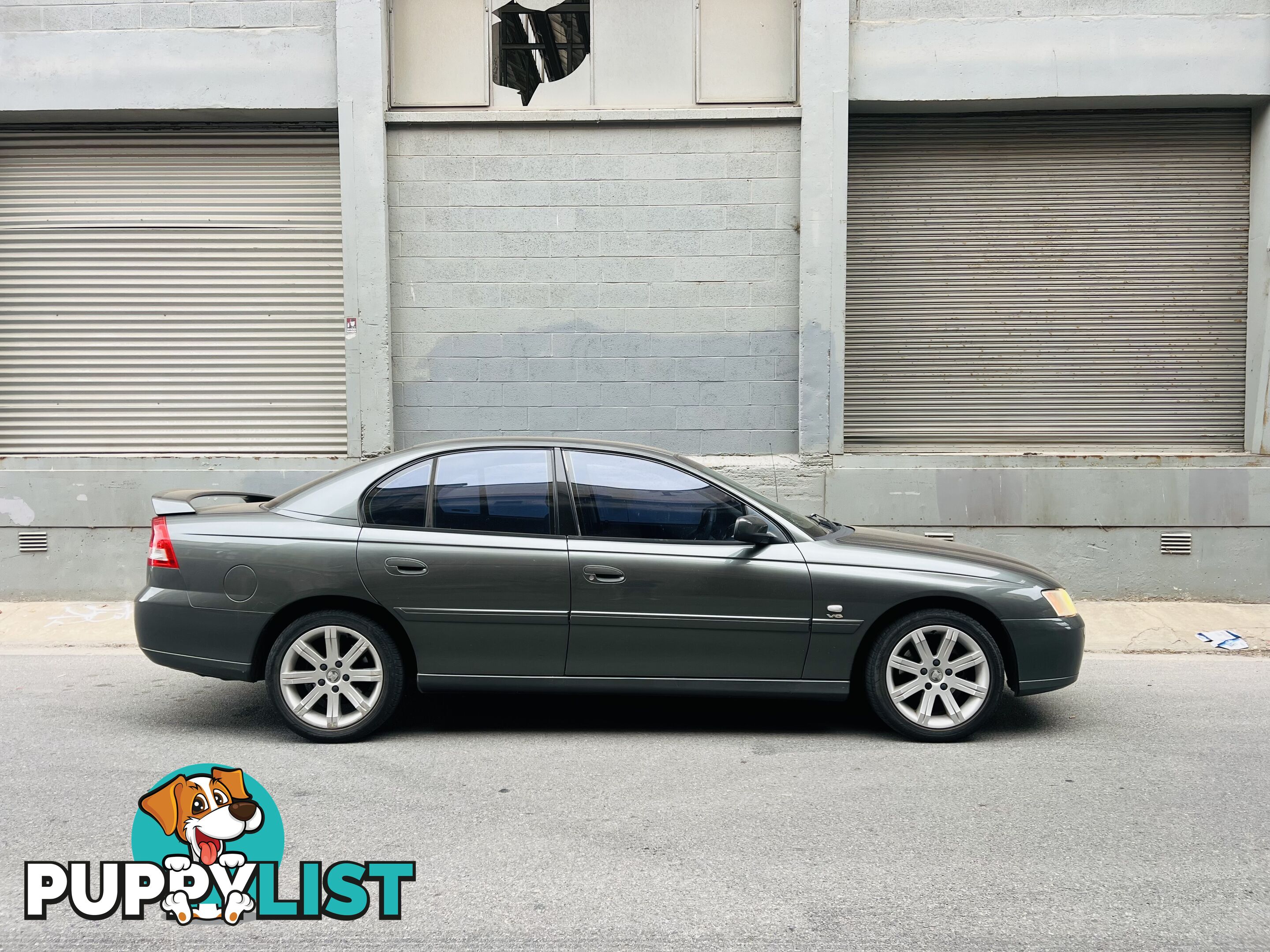 2004 HOLDEN COMMODORE ACCLAIM 4 SP AUTOMATIC 4D SEDAN