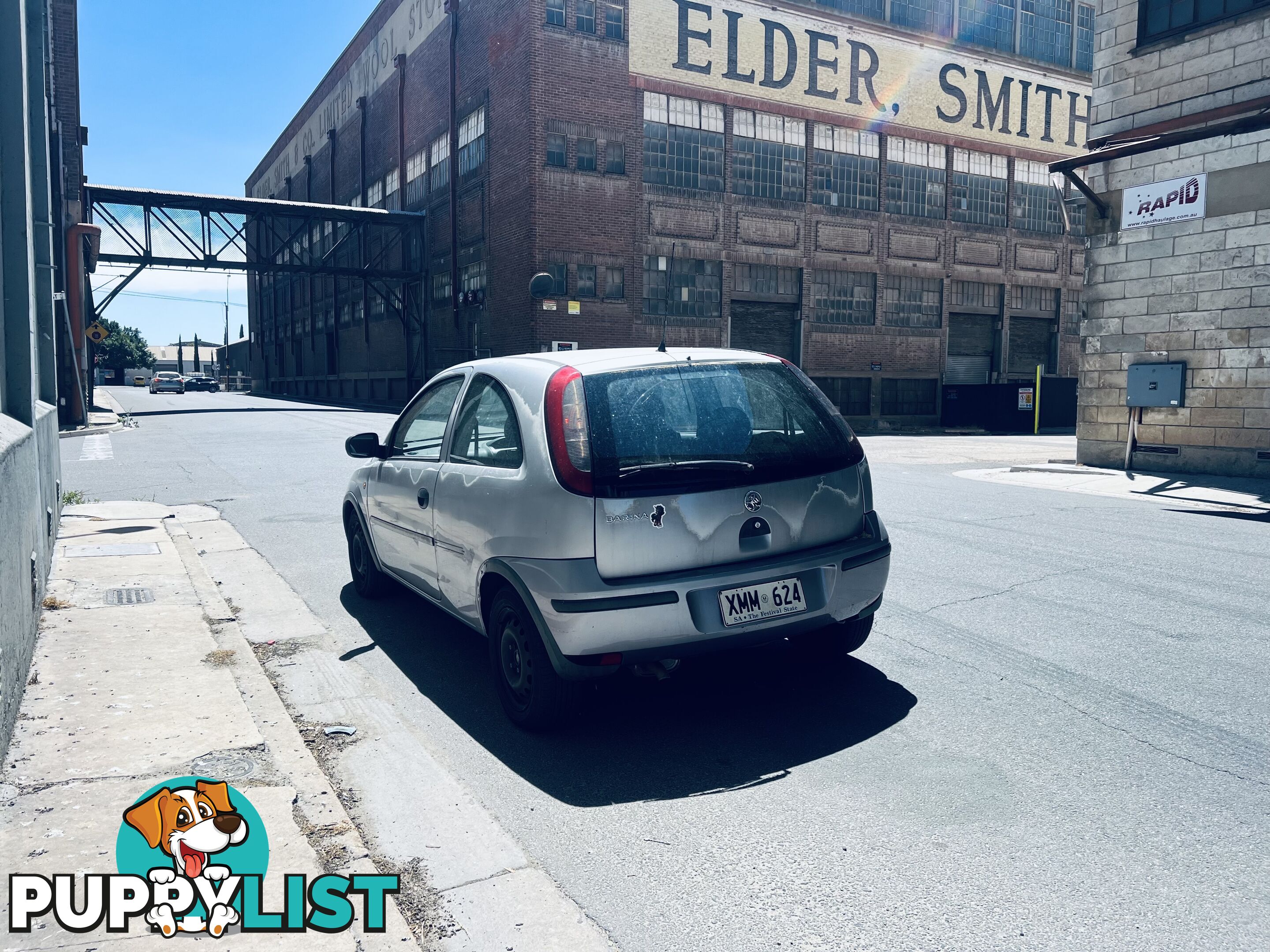 2005 HOLDEN BARINA 5 SP MANUAL 3D HATCHBACK