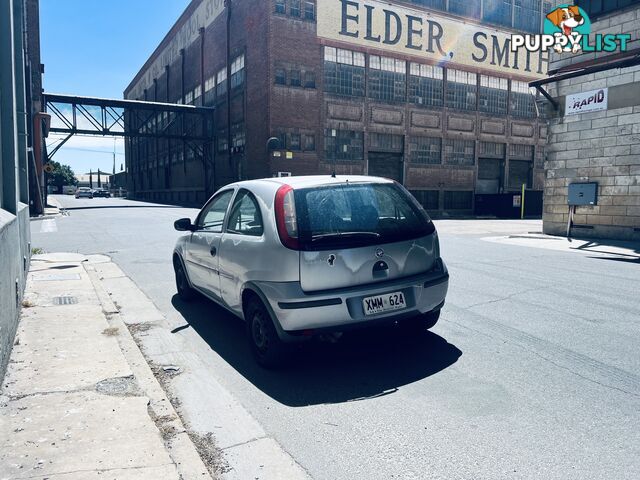 2005 HOLDEN BARINA 5 SP MANUAL 3D HATCHBACK