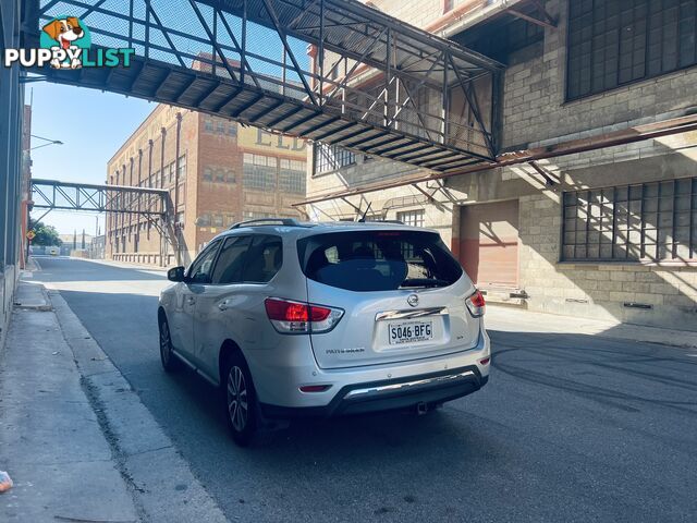 2014 Nissan Pathfinder Wagon Automatic