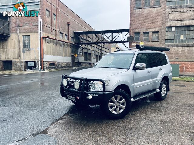 2012 Mitsubishi Pajero Platinum Edition Turbo Diesel Wagon 7 Seats 5 Speed Automatic