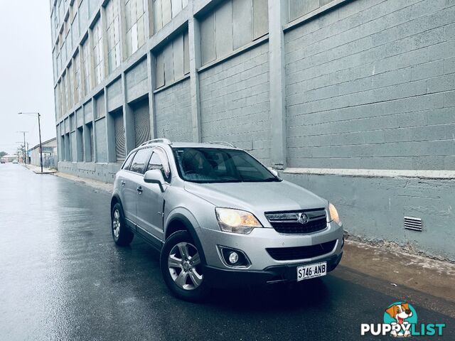 2011 HOLDEN CAPTIVA 5 (FWD) CG SERIES II 4D WAGON