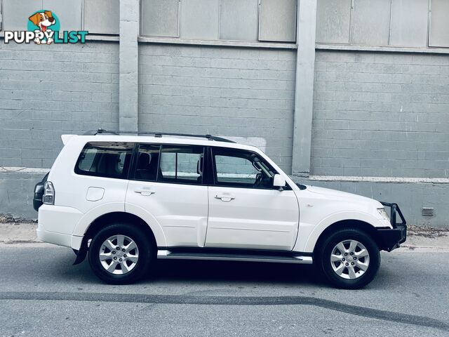 2013 MITSUBISHI PAJERO GLX-R LWB (4x4) NW MY13 4D WAGON