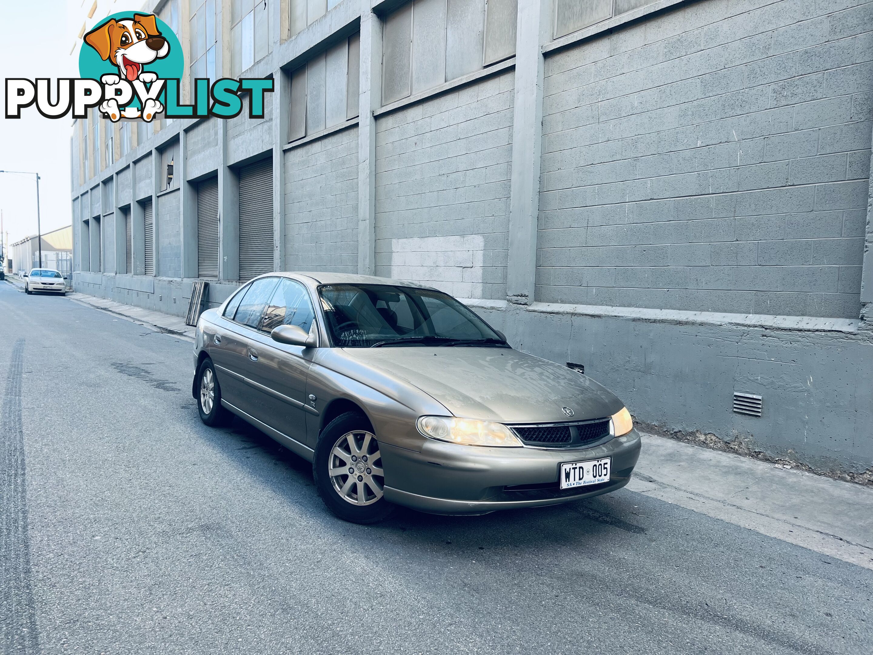 2002 HOLDEN BERLINA 4 SP AUTOMATIC 4D SEDAN