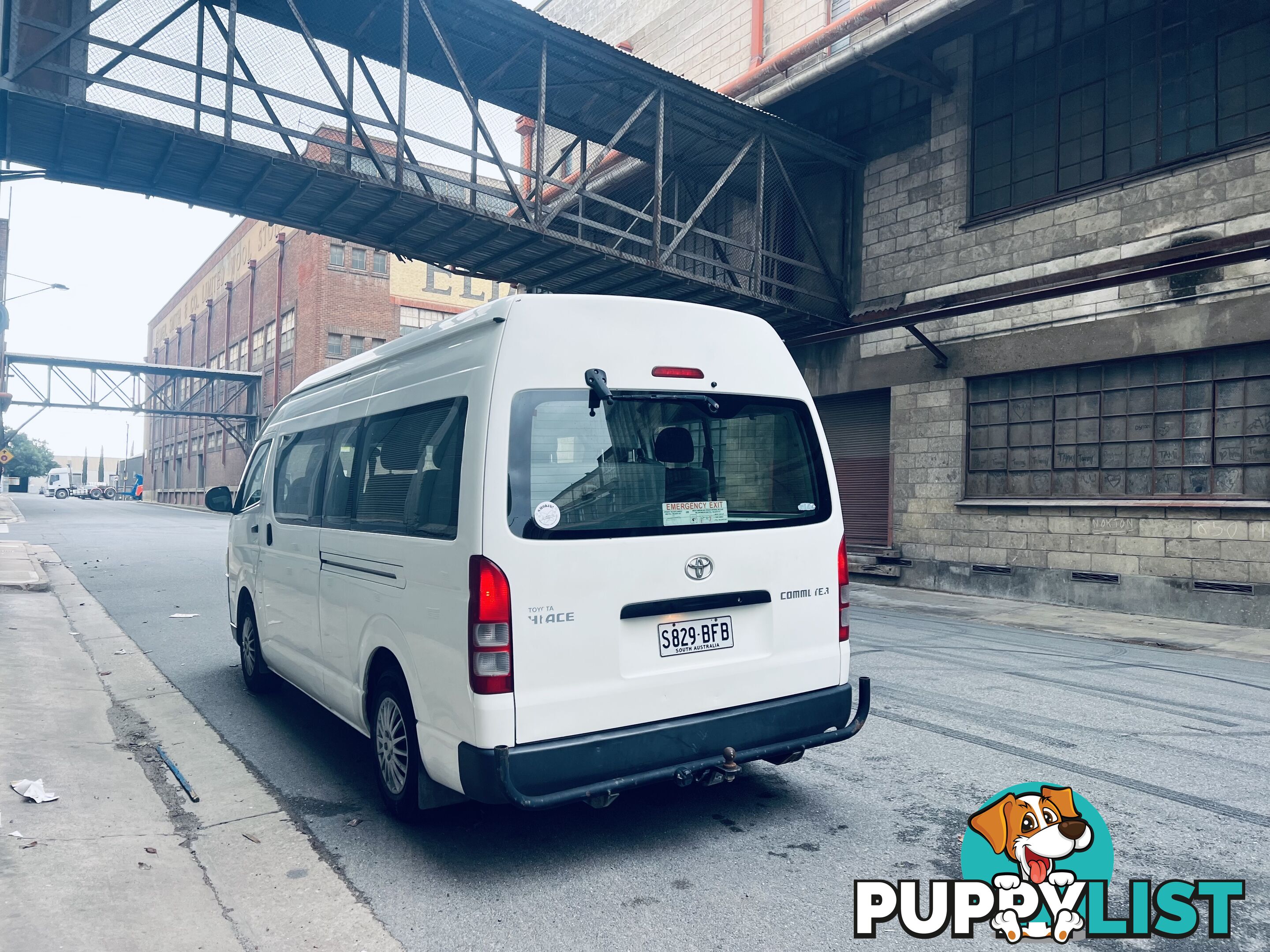 2010 TOYOTA HIACE COMMUTER 4 SP AUTOMATIC BUS