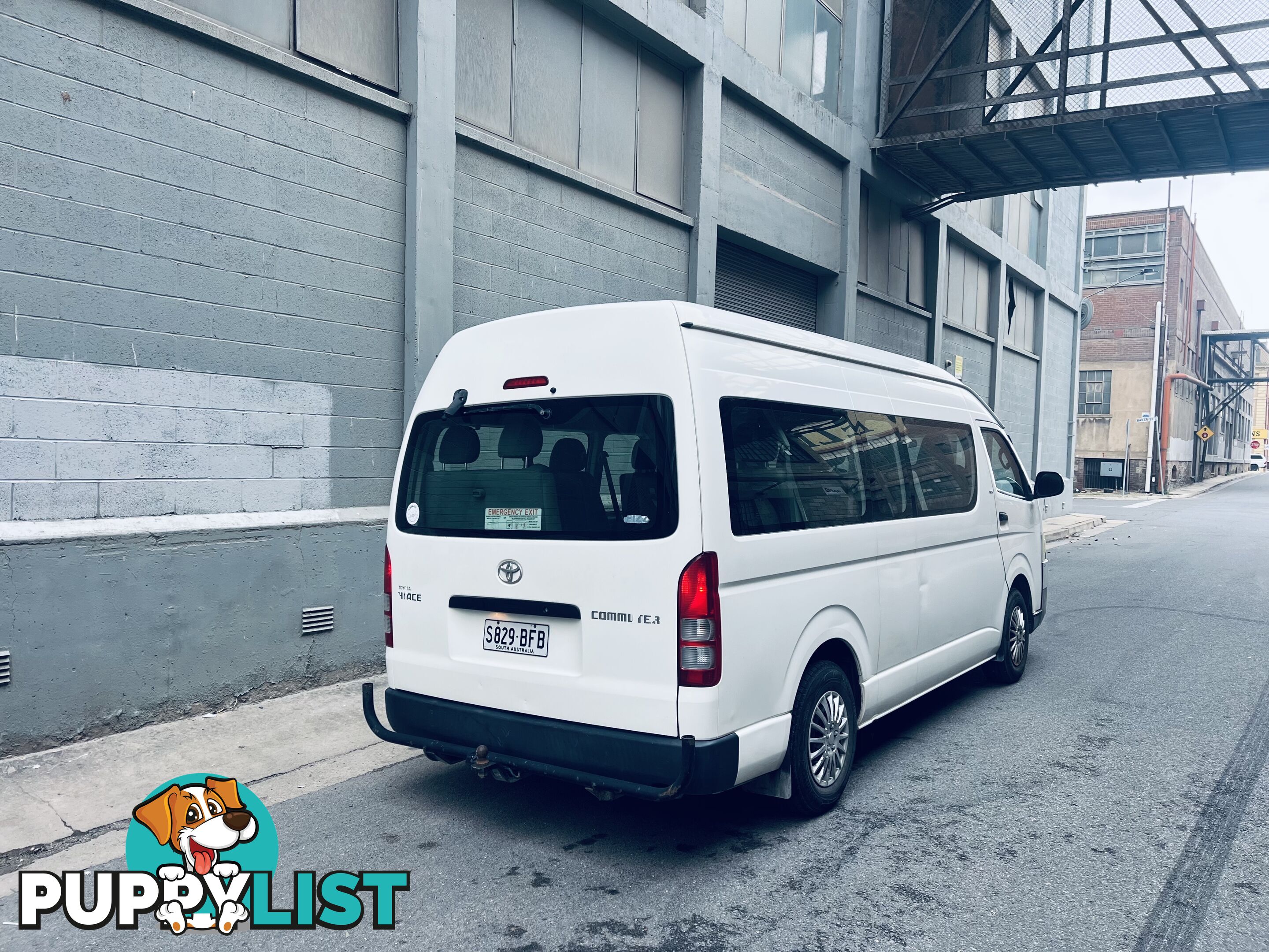2010 TOYOTA HIACE COMMUTER 4 SP AUTOMATIC BUS