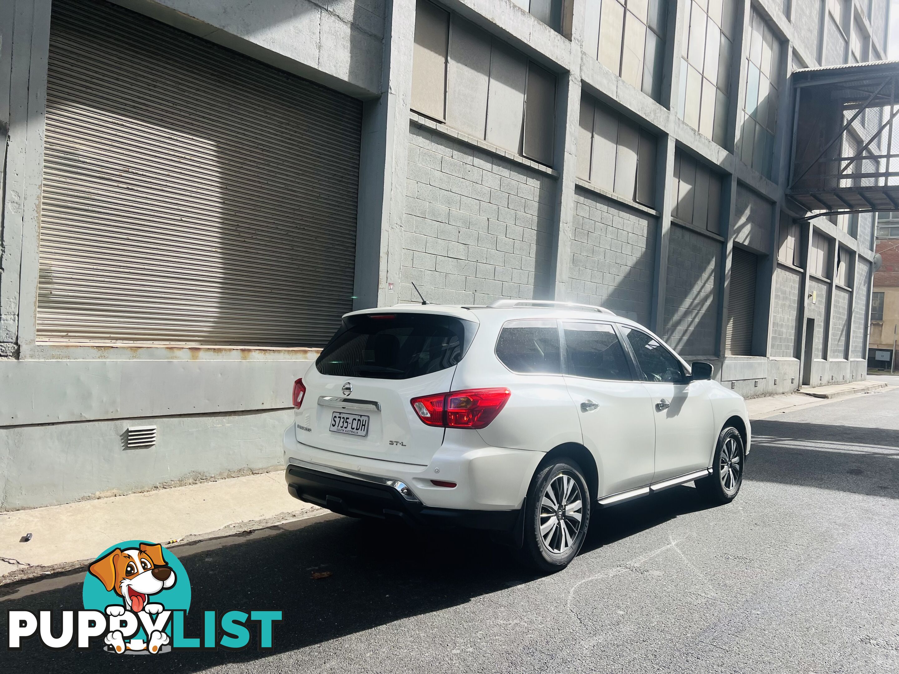 2017 NISSAN PATHFINDER ST-L (4x2) CONTINUOUS VARIABLE 4D 7 SEATS WAGON