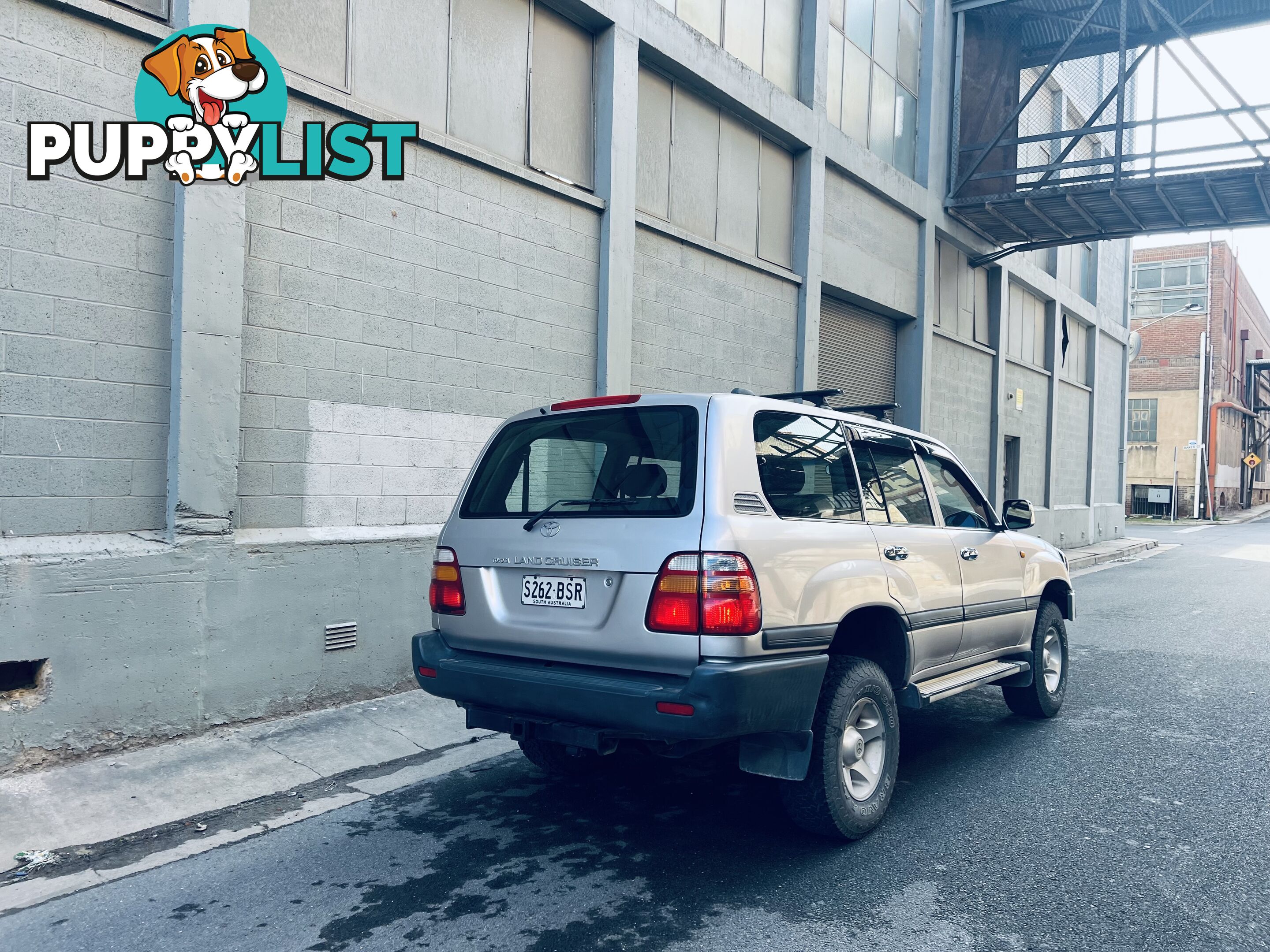 1999 TOYOTA LANDCRUISER GXL (4x4) 4 SP AUTOMATIC 4x4 4D WAGON