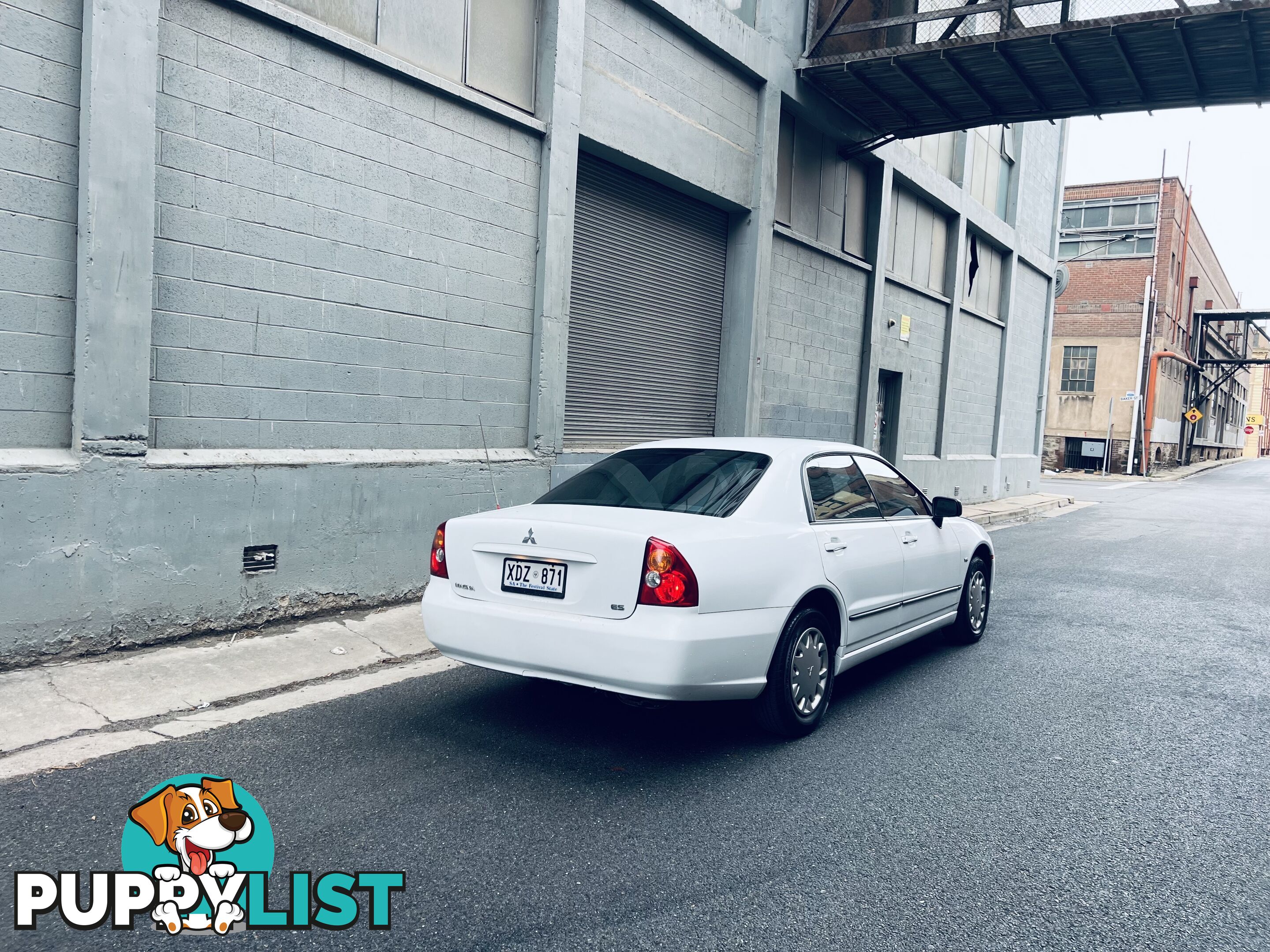 2004 MITSUBISHI MAGNA ES 4 SP AUTO SPORTS MODE 4D SEDAN