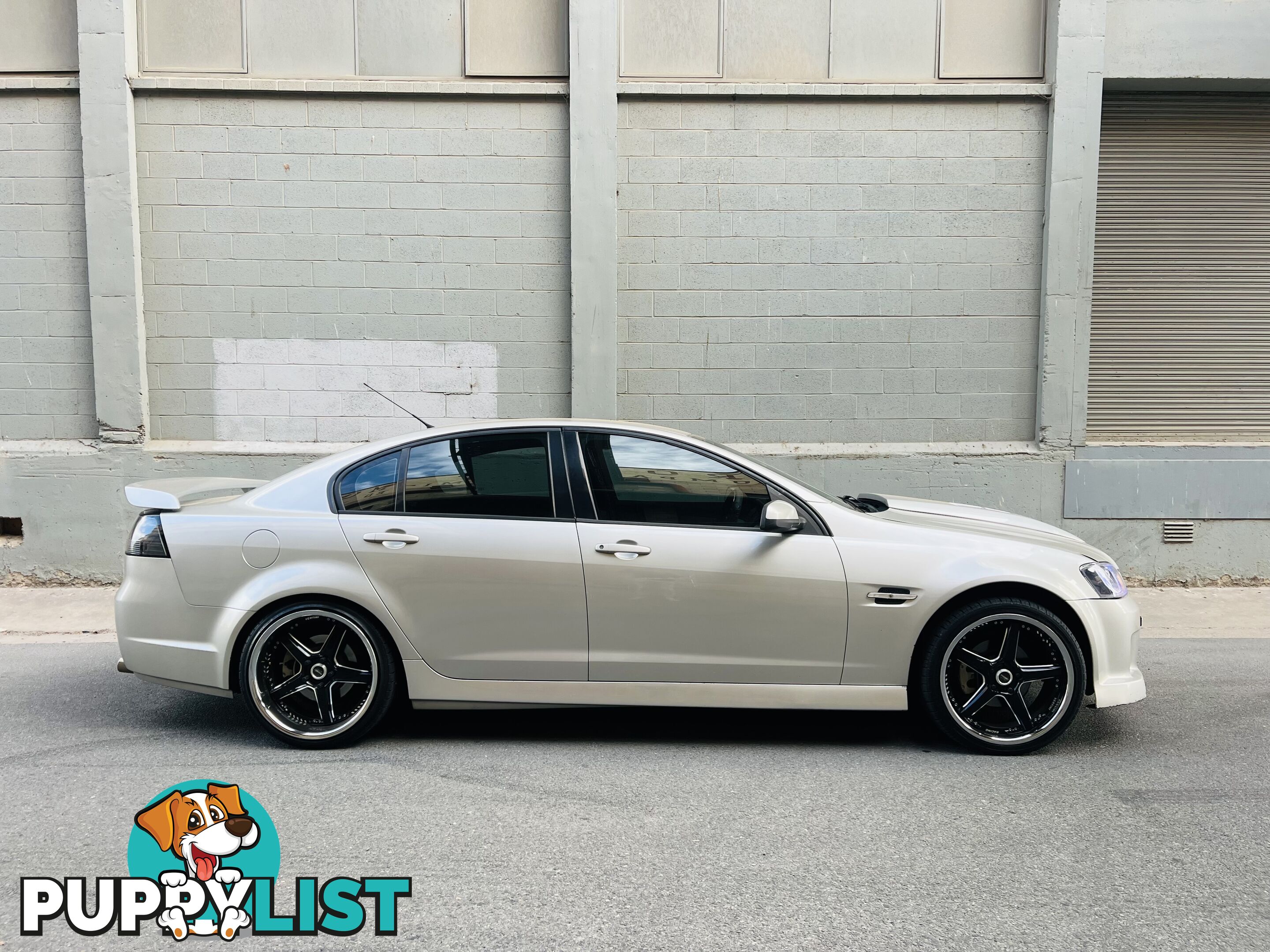 2006 Holden Commodore SV6 Sedan 5 Speed Automatic