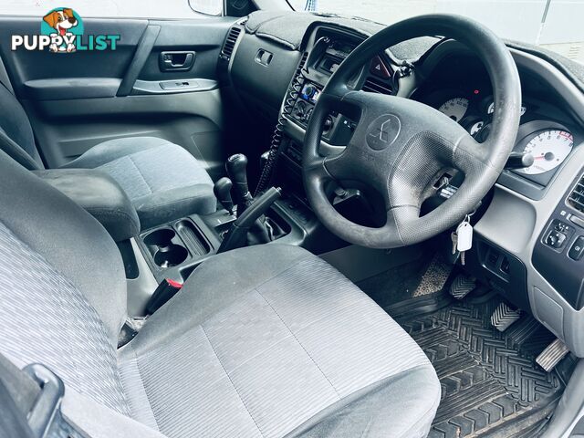 2006 Mitsubishi Pajero GLX LWB (4X4) Wagon 5 Speed Manual