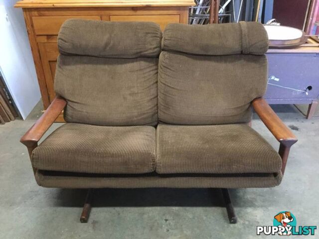 Tessa 2 seater sofa, lounge Frame in good condition Damage to uph