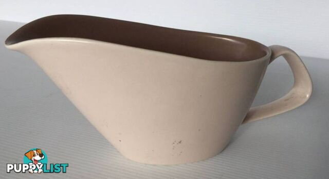 Poole gravy boat L 20cm W 8cm H 9cm $15