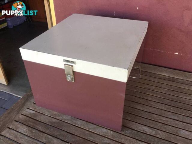 Filing cabinet desk top drawer 1 only. Lift up hinged top. Holds