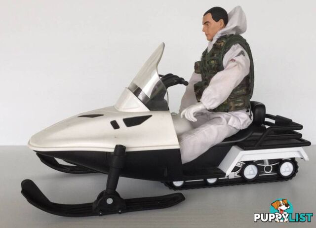 HM Armed Forces action figure 10" Snow patrol and snow mobile