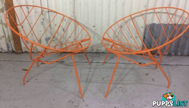 Vintage mid century Hoop chairs Wrought iron chairs x 2. Orig