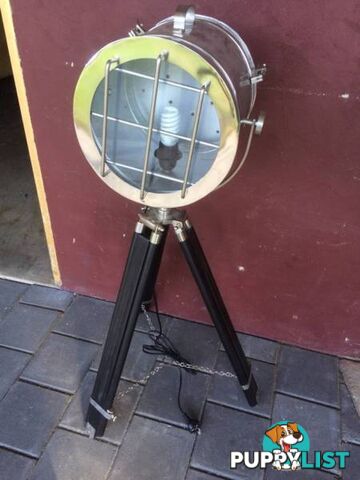 Floor lamp tripod studio lamp #2 As new condition. Height 99cm