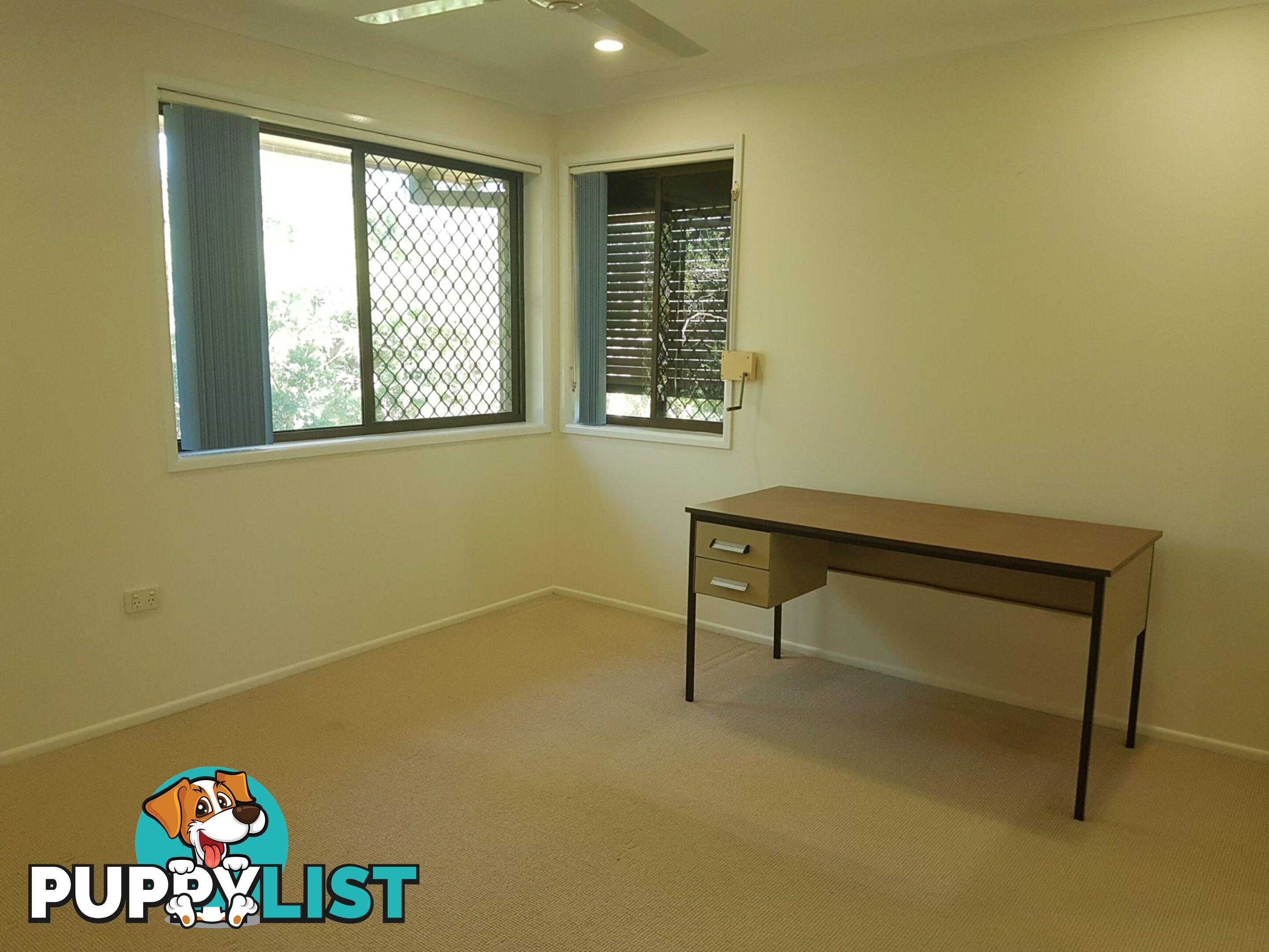 15 Garrawilla St ROBERTSON QLD 4109