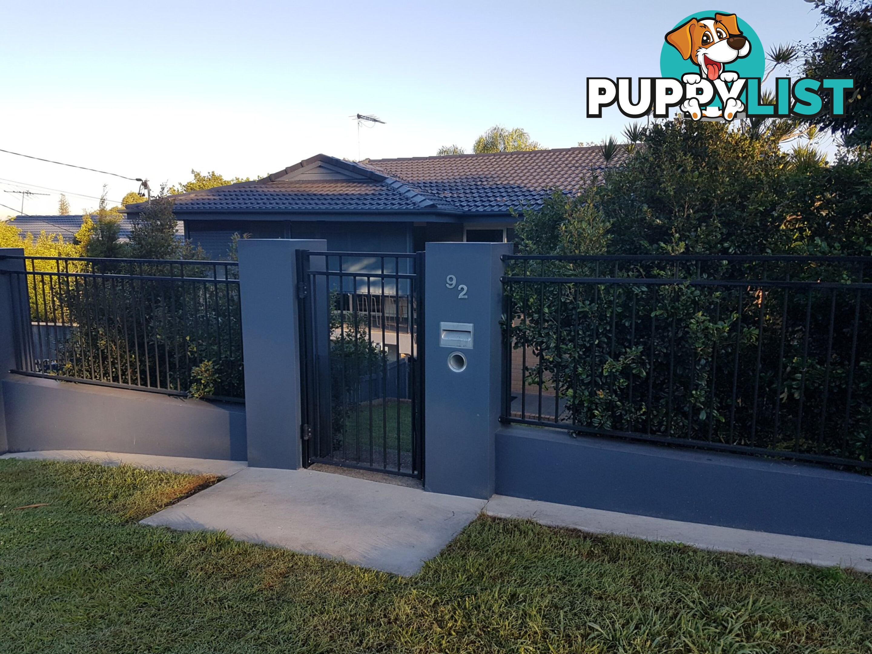 92 Fegen Drive MOOROOKA QLD 4105