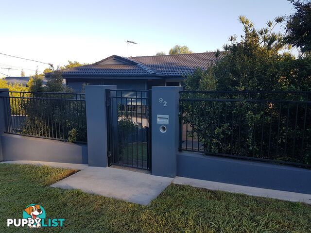 92 Fegen Drive MOOROOKA QLD 4105