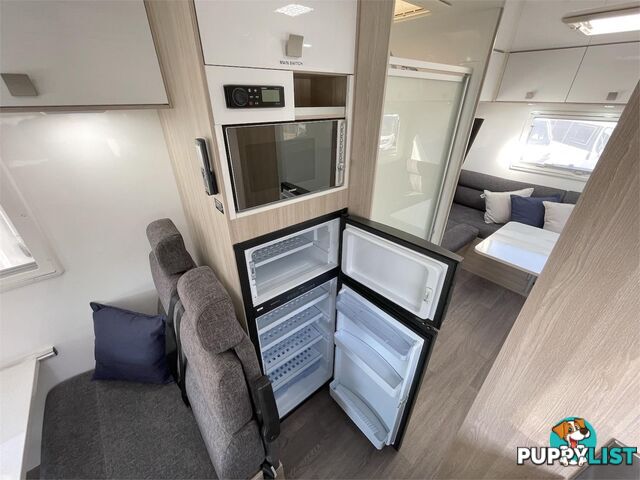 2019 Winnebago Burleigh Motor Home