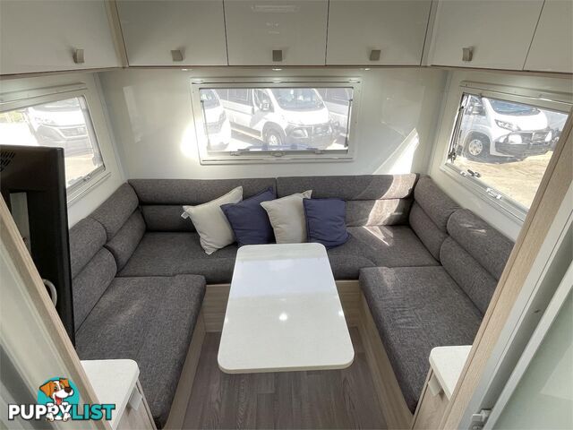 2019 Winnebago Burleigh Motor Home