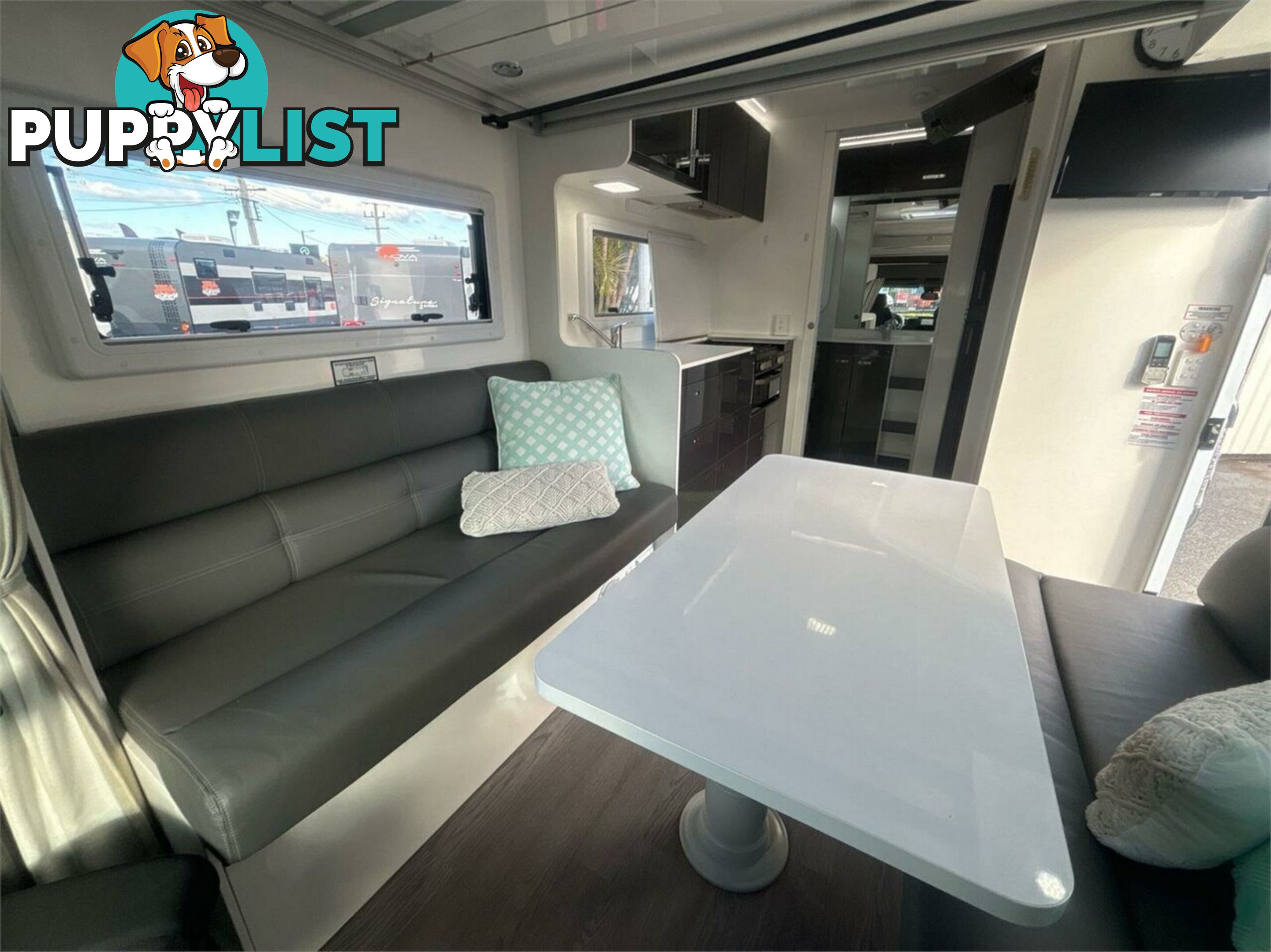 2022 Windsor Daintree Motor Home