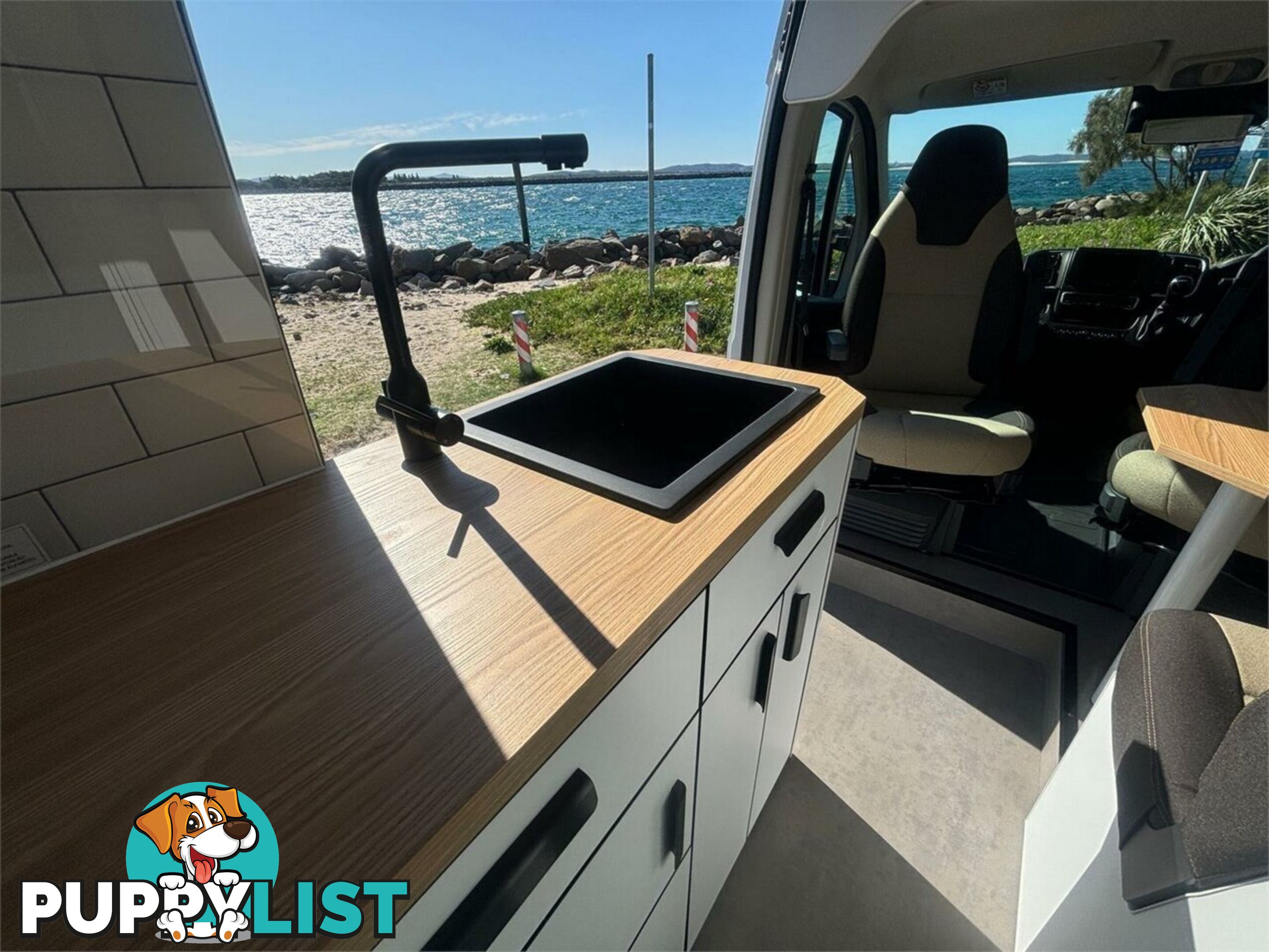 2024 FA-BC Beachclub FA-BC Beaches RVS Beach Club FA-BC White Campervan FWD