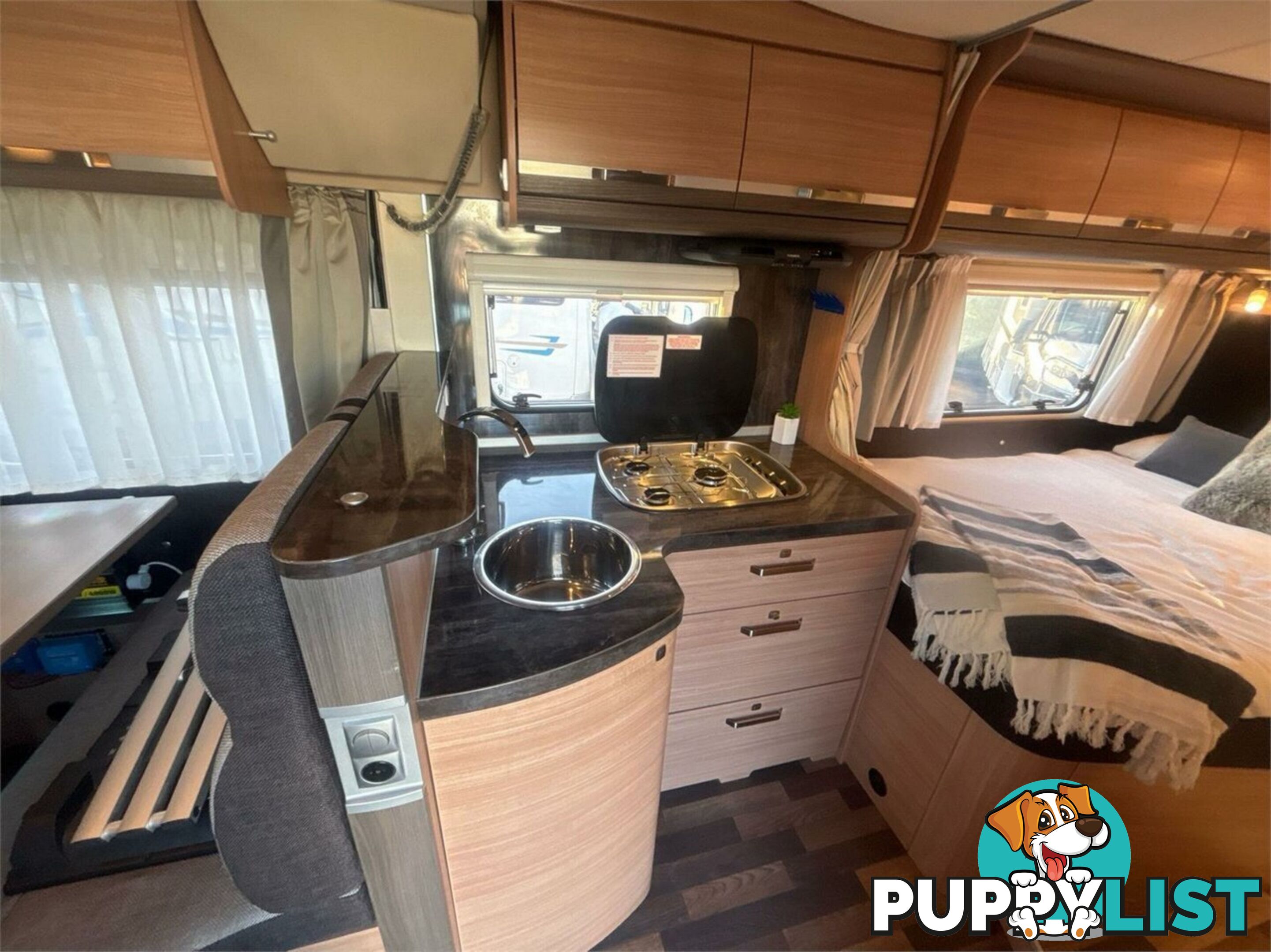 2019 Knaus by Avan Skywave 650MF Motor Home