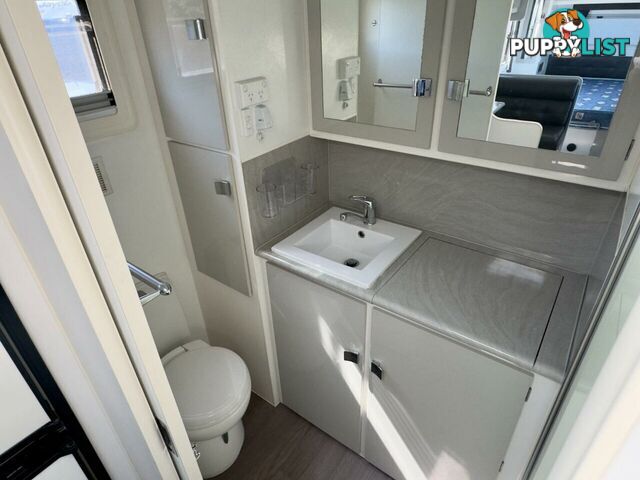 2016 Paramount Caravan Caravan