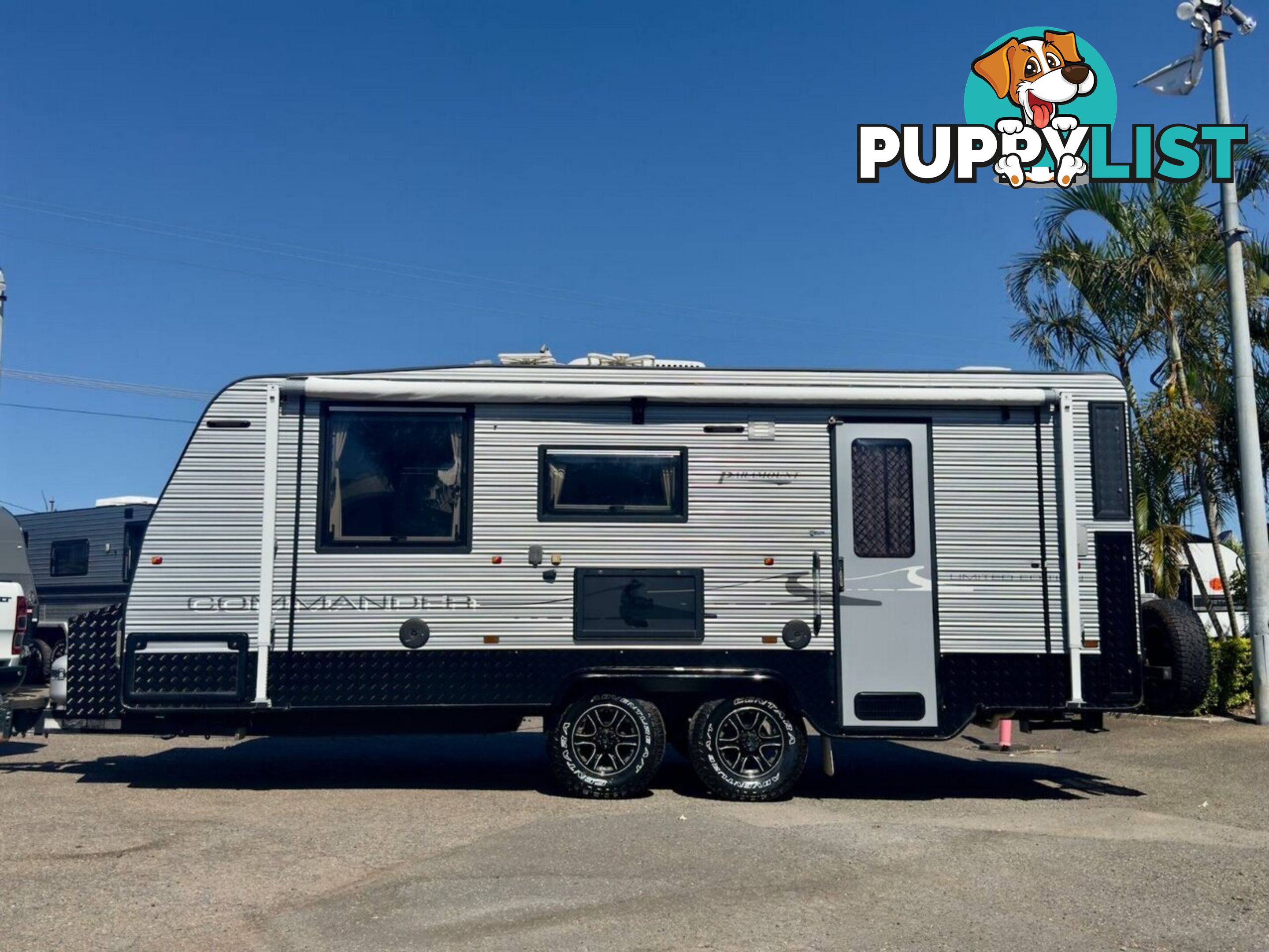 2016 Paramount Caravan Caravan