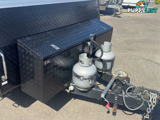 2016 Paramount Caravan Caravan